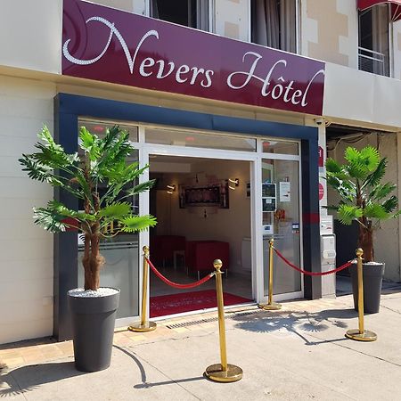 Nevers Hotel Екстериор снимка