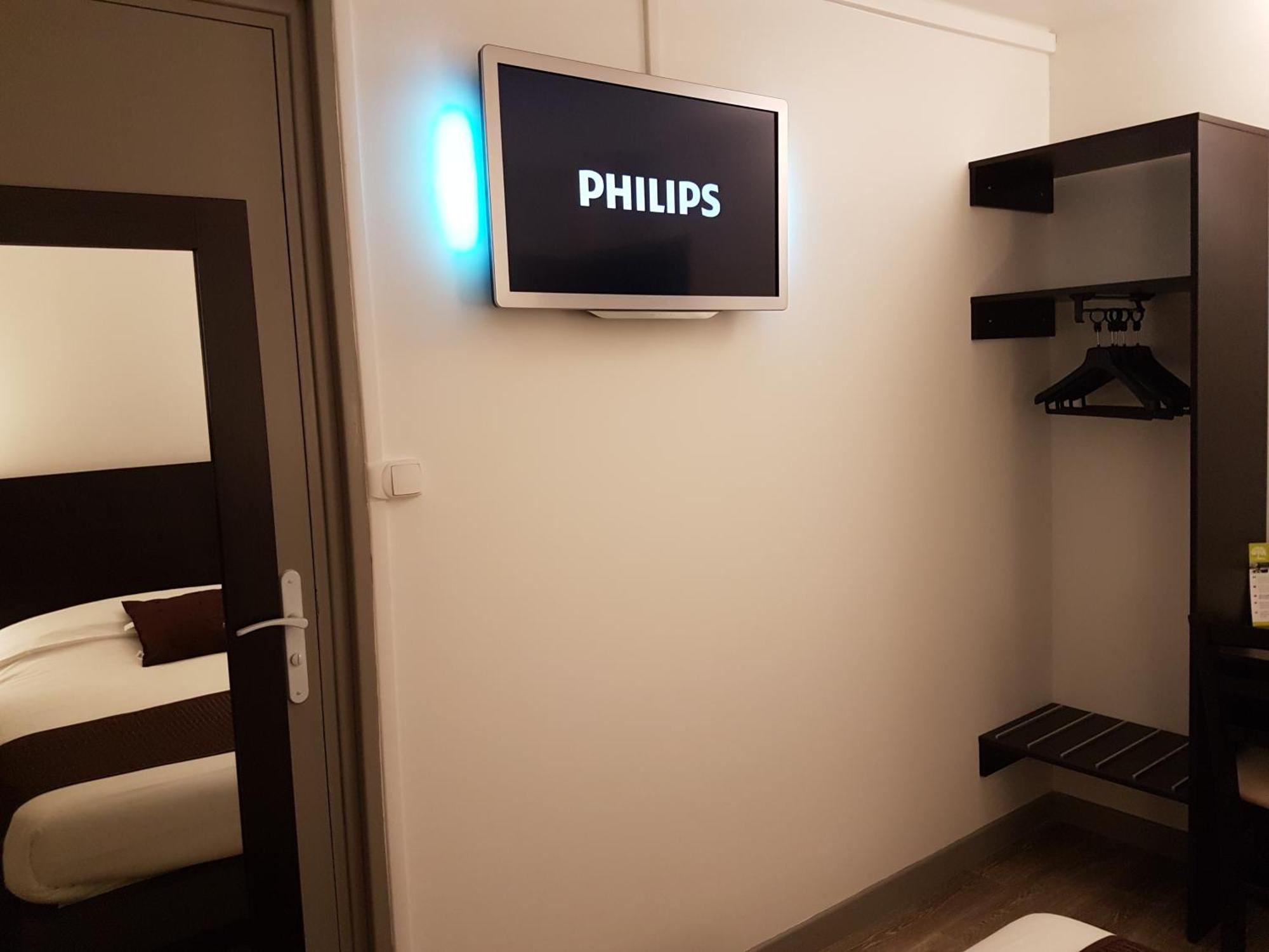 Nevers Hotel Екстериор снимка