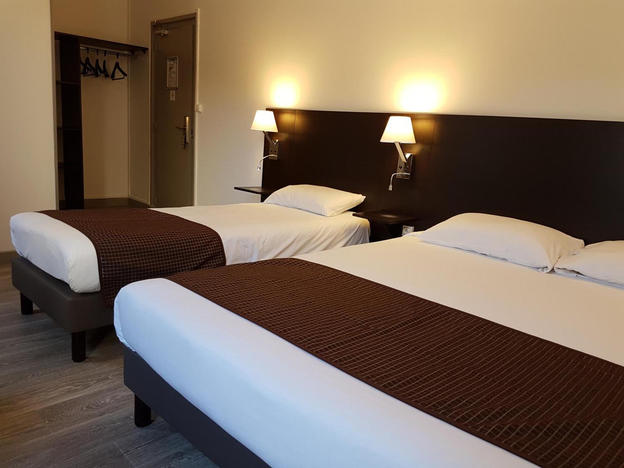 Nevers Hotel Екстериор снимка